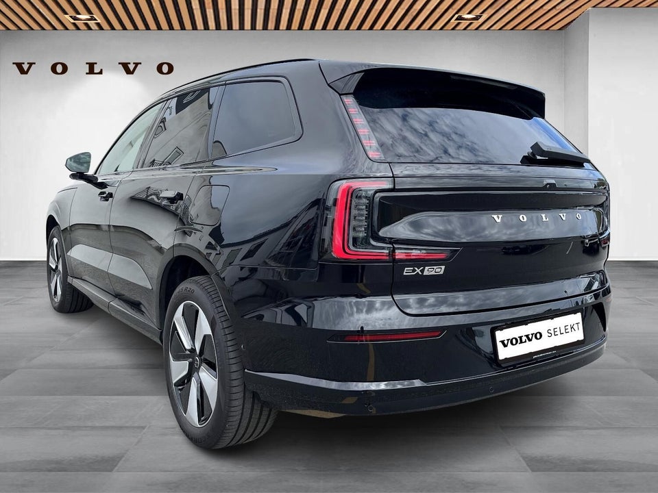 Volvo EX90 Plus 7prs 5d