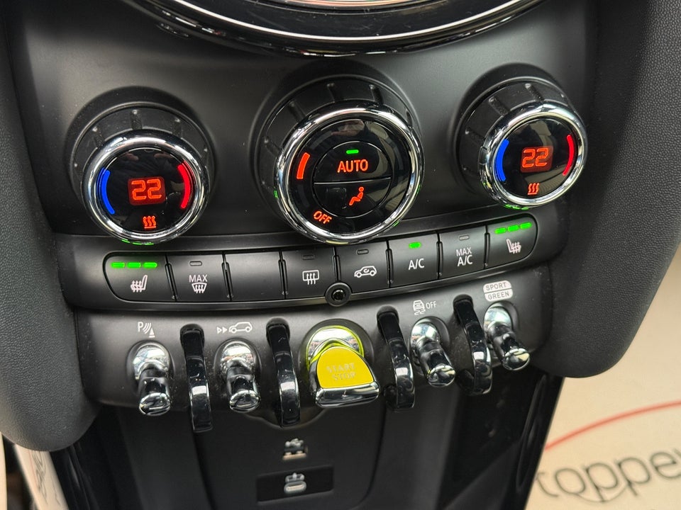 MINI Cooper SE Resolute Edition 3d