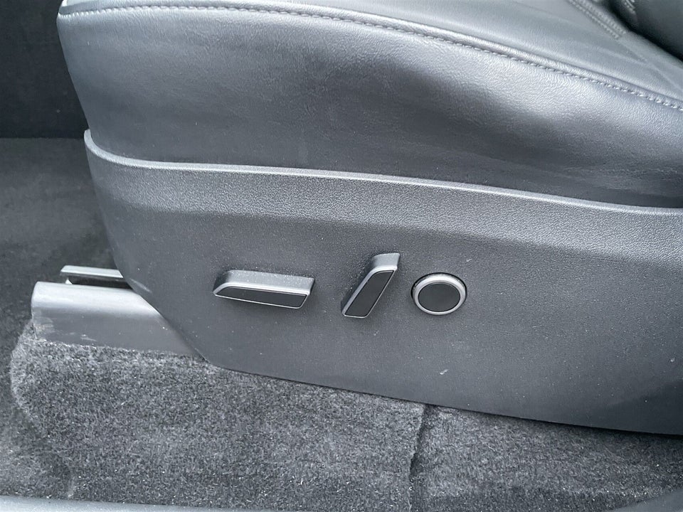 Tesla Model Y Performance AWD 5d