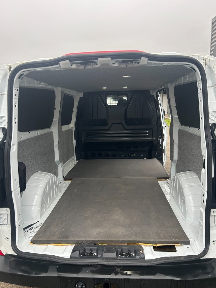 Ford Transit Custom 320L 2,0 EcoBlue Trend