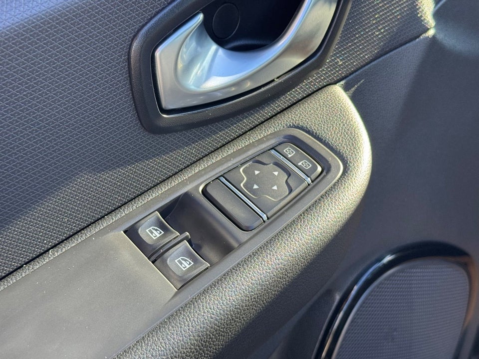 Renault Clio IV 0,9 TCe 75 Zen Sport Tourer 5d