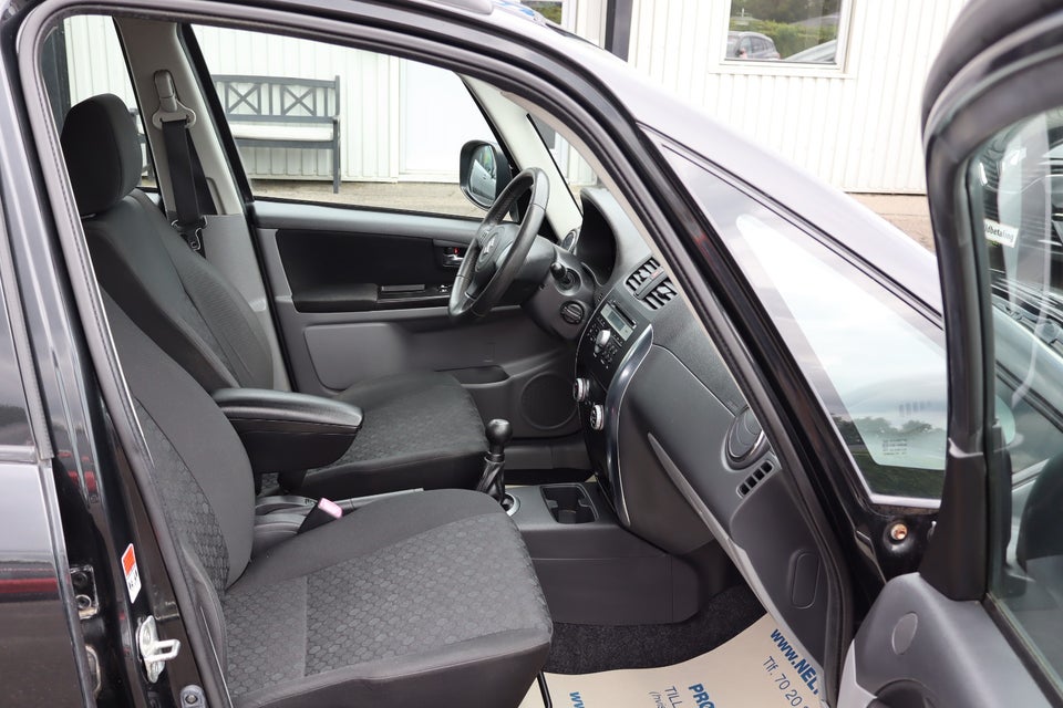 Suzuki SX4 1,6 GLX 4d