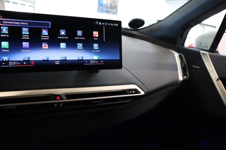 BMW iX xDrive40 Fully Charged 5d