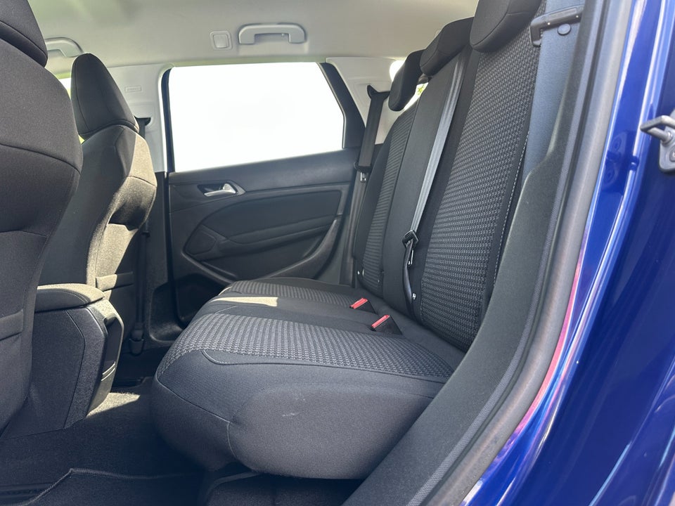 Peugeot 308 1,2 e-THP 130 Selection Sky SW 5d