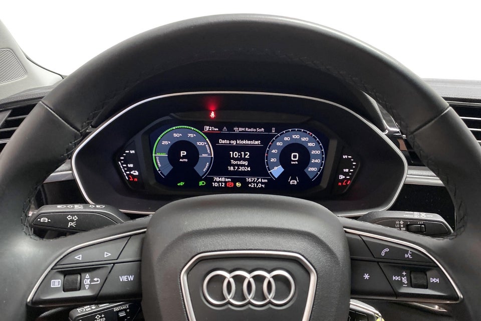 Audi Q3 45 TFSi e Attitude+ S-tr. 5d