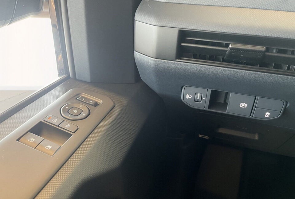 Kia PV5 71 Long Range Prestige 5d