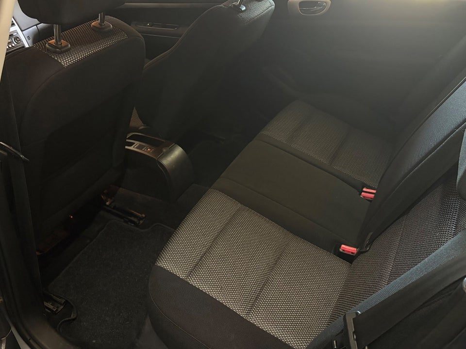 Peugeot 307 1,6 5d