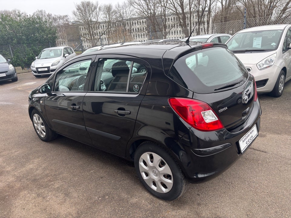 Opel Corsa 1,2 16V Enjoy 5d