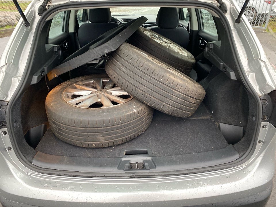 Nissan Qashqai 1,2 Dig-T 115 Acenta Connect 5d