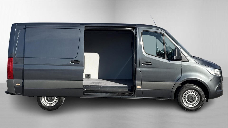 Mercedes Sprinter 319 2,0 CDi A2 Kassevogn aut. RWD