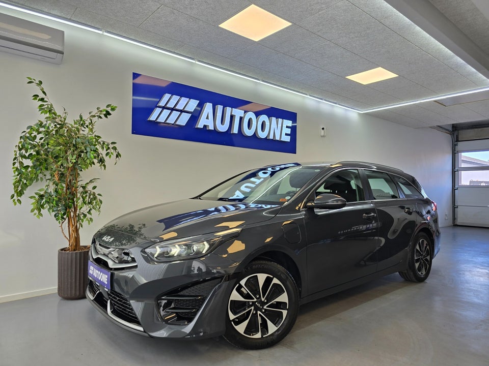 Kia Ceed 1,6 PHEV Prestige SW DCT 5d