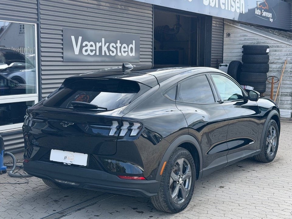 Ford Mustang Mach-E 70 Standard Range 5d