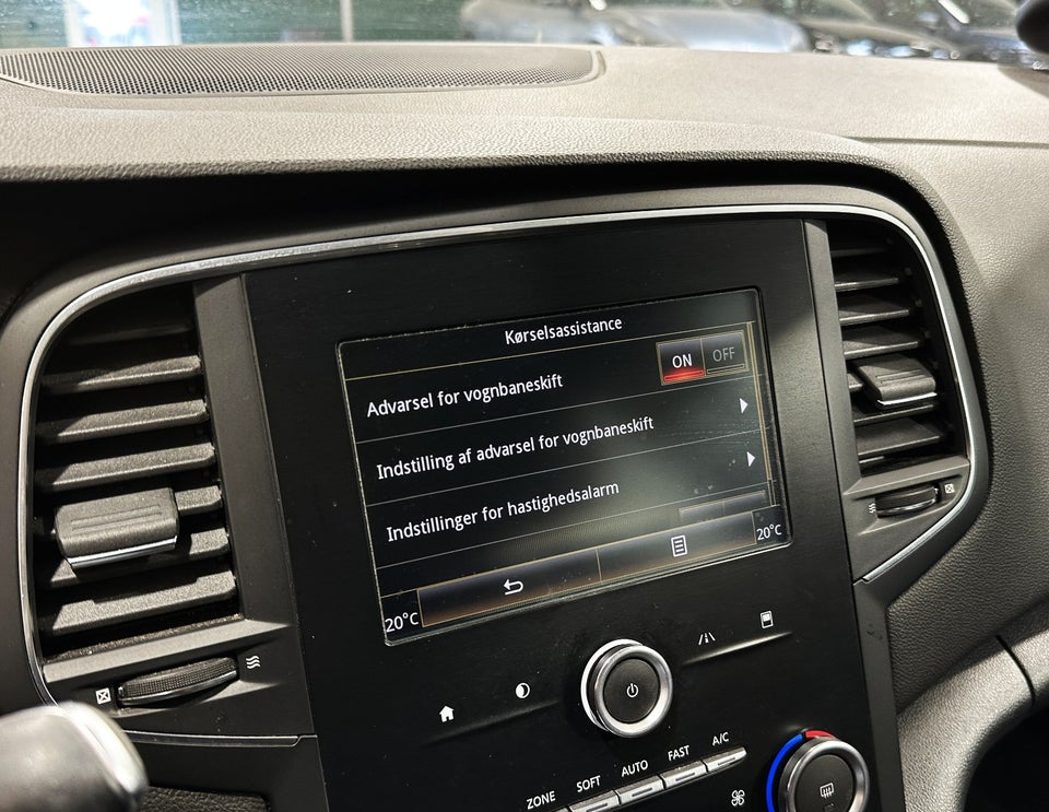 Renault Megane IV 1,5 dCi 110 Zen Sport Tourer EDC 5d