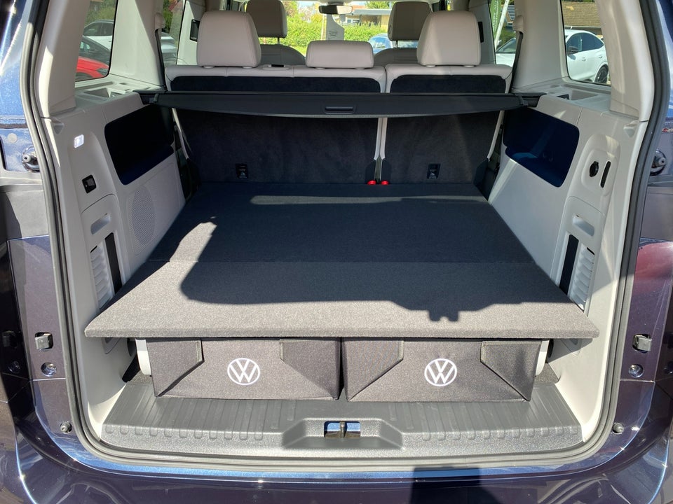 VW ID.Buzz 77 Pro SWB 5d