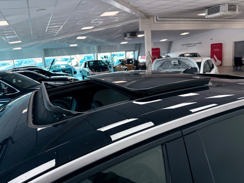 Peugeot e-3008 77 GT Pack 5d