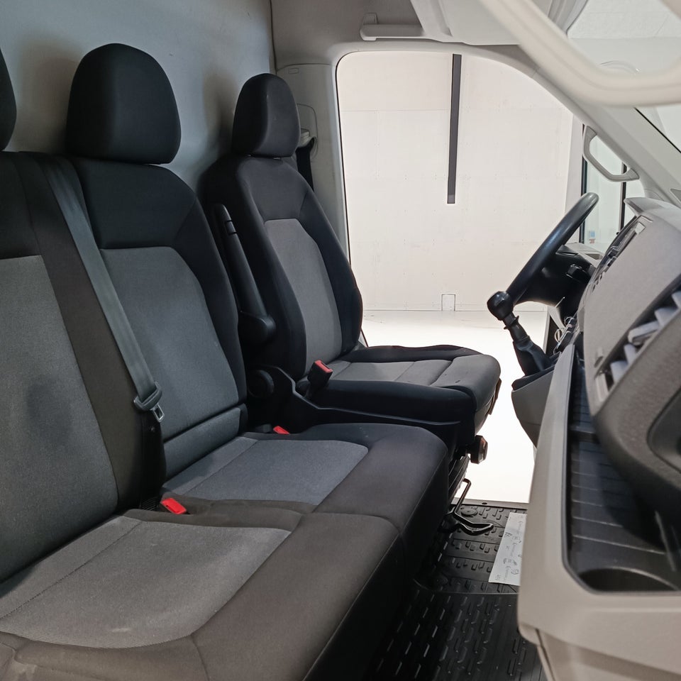 VW Crafter 35 2,0 TDi 140 Kassevogn L3H2