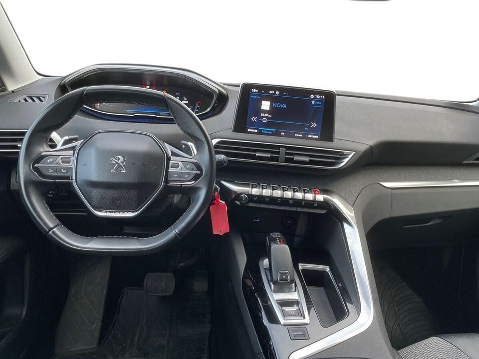 Peugeot 3008 1,2 PureTech 130 Allure EAT8 5d