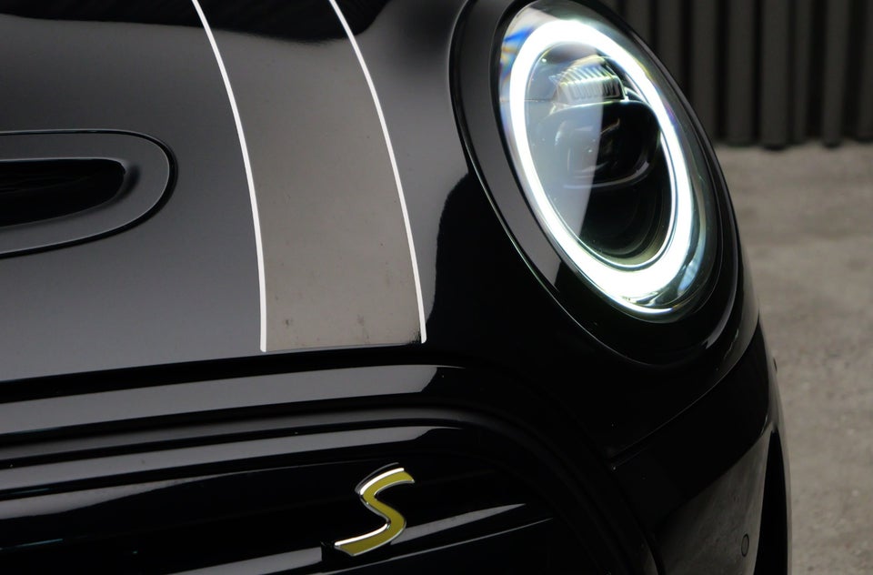 MINI Cooper SE Collection 3d