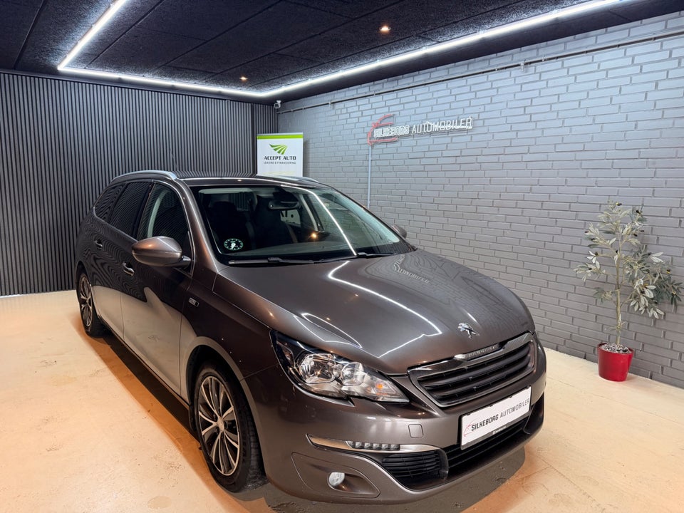 Peugeot 308 1,6 BlueHDi 120 Style 5d