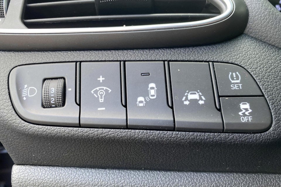 Hyundai i30 1,4 T-GDi Premium 5d
