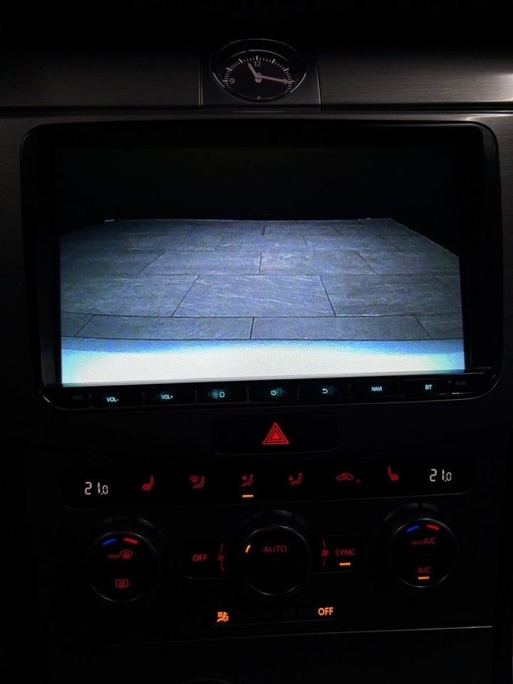 VW Passat 2,0 TDi 170 Comfortline Variant BMT 5d