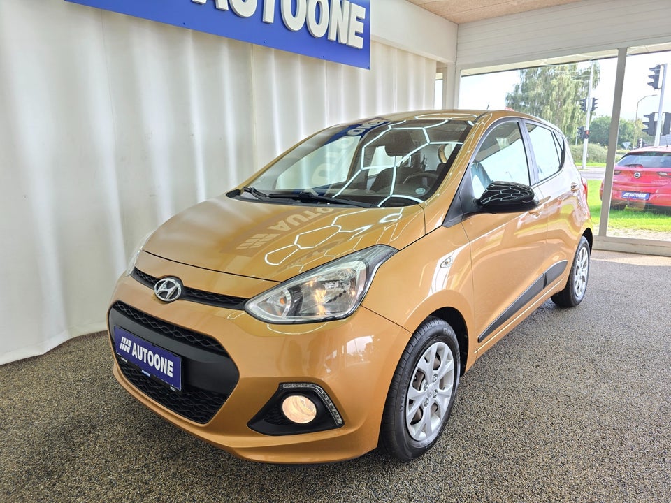 Hyundai i10 1,0 Go Sport 5d