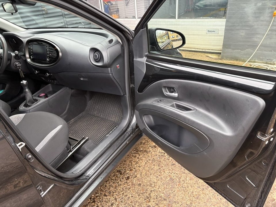 Toyota Aygo X 1,0 Active 5d