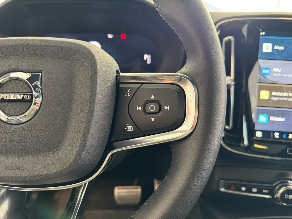 Volvo XC40 P6 ReCharge Pro 5d