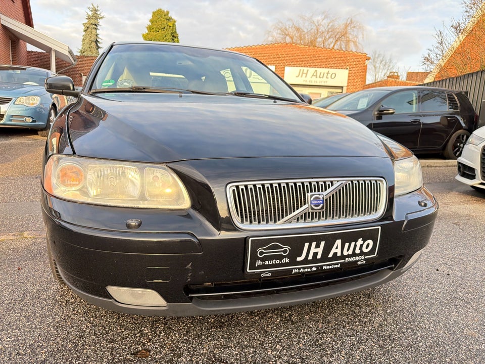 Volvo V70 2,4 170 Kinetic aut. 5d