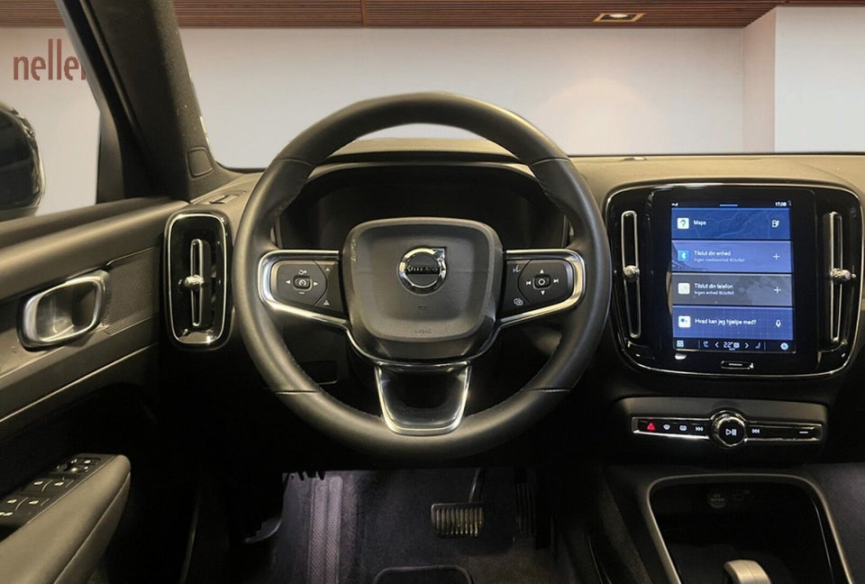 Volvo XC40 ReCharge Extended Range Plus 5d