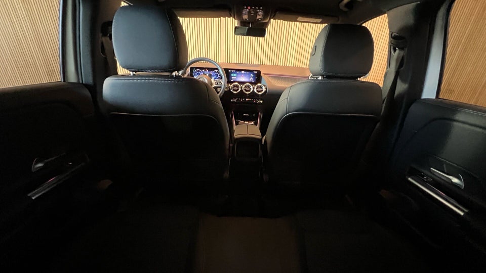 Mercedes EQA250+ Progressive 5d