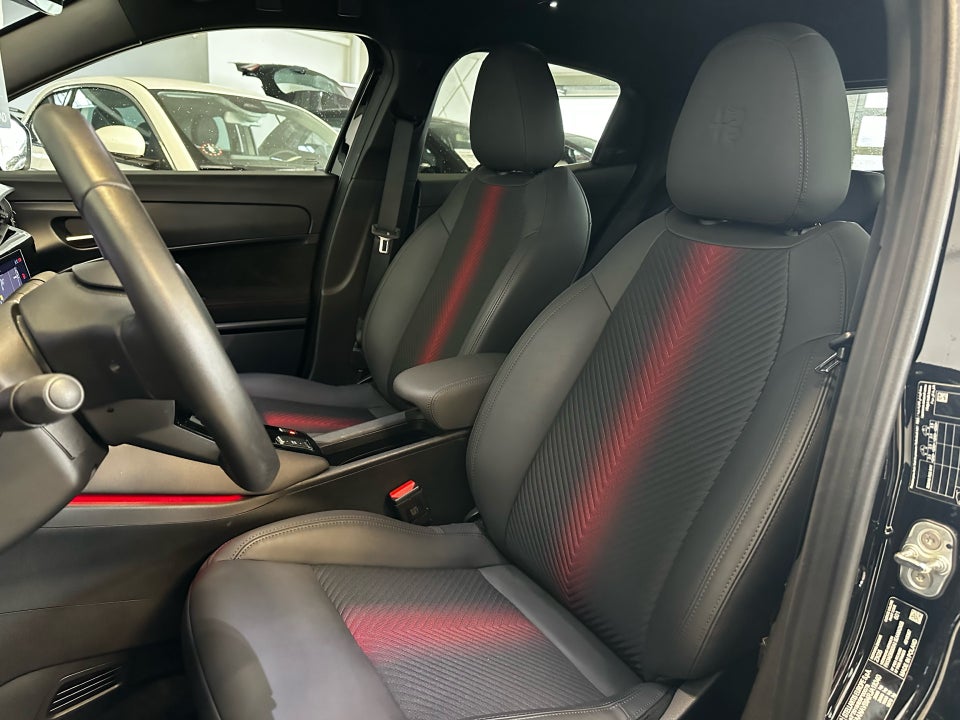 Alfa Romeo Junior Elettrica Veloce 5d