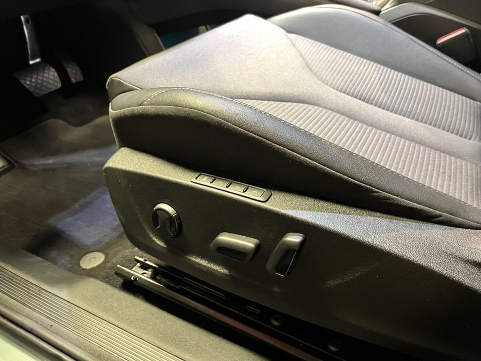 Skoda Enyaq 80 iV Plus 5d