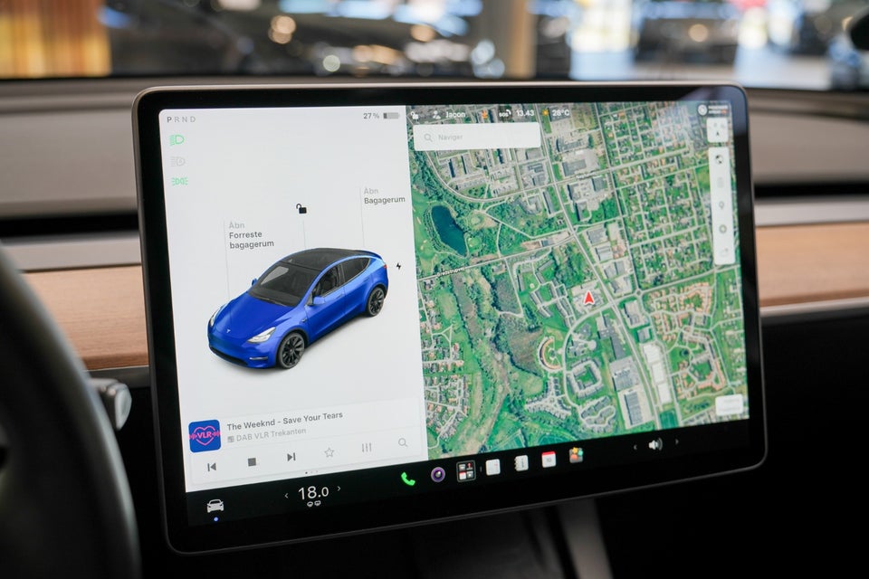 Tesla Model Y Long Range AWD 5d