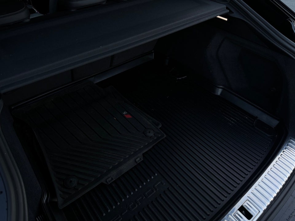 Audi e-tron S Sportback quattro 5d
