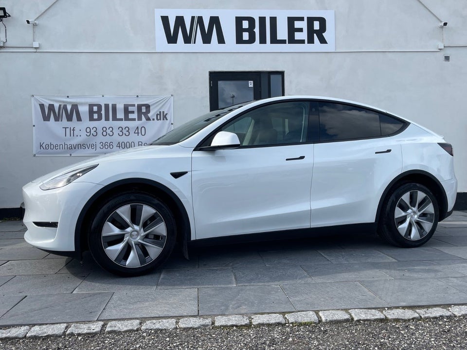 Tesla Model Y Long Range AWD 5d