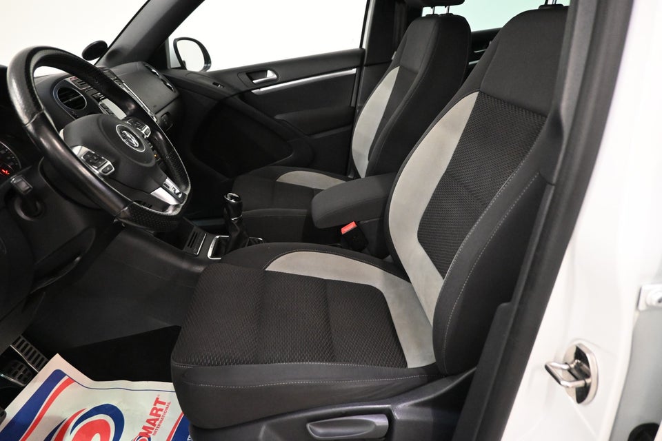 VW Tiguan 1,4 TSi 160 R-line 4Motion 5d