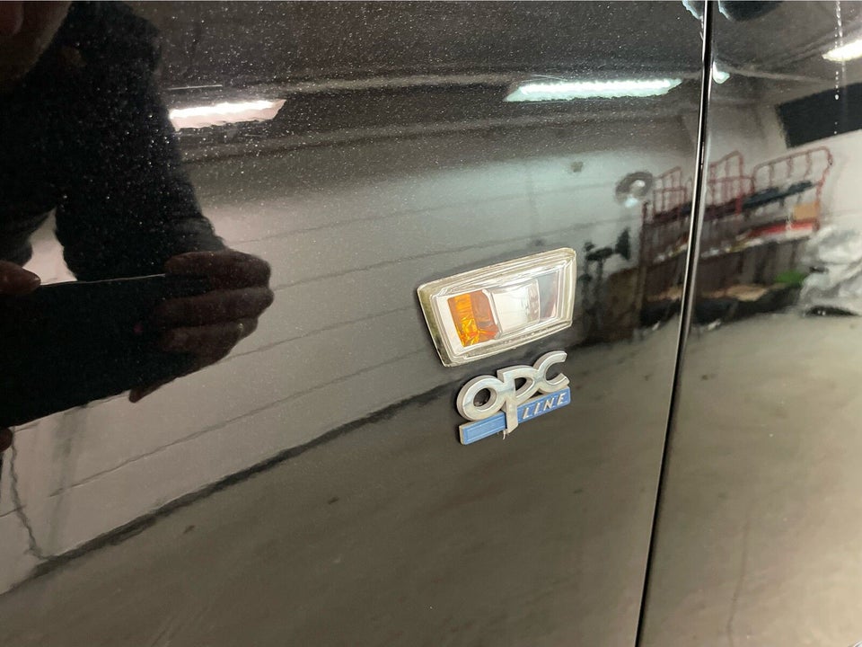 Opel Corsa 1,4 16V OPC Line 5d