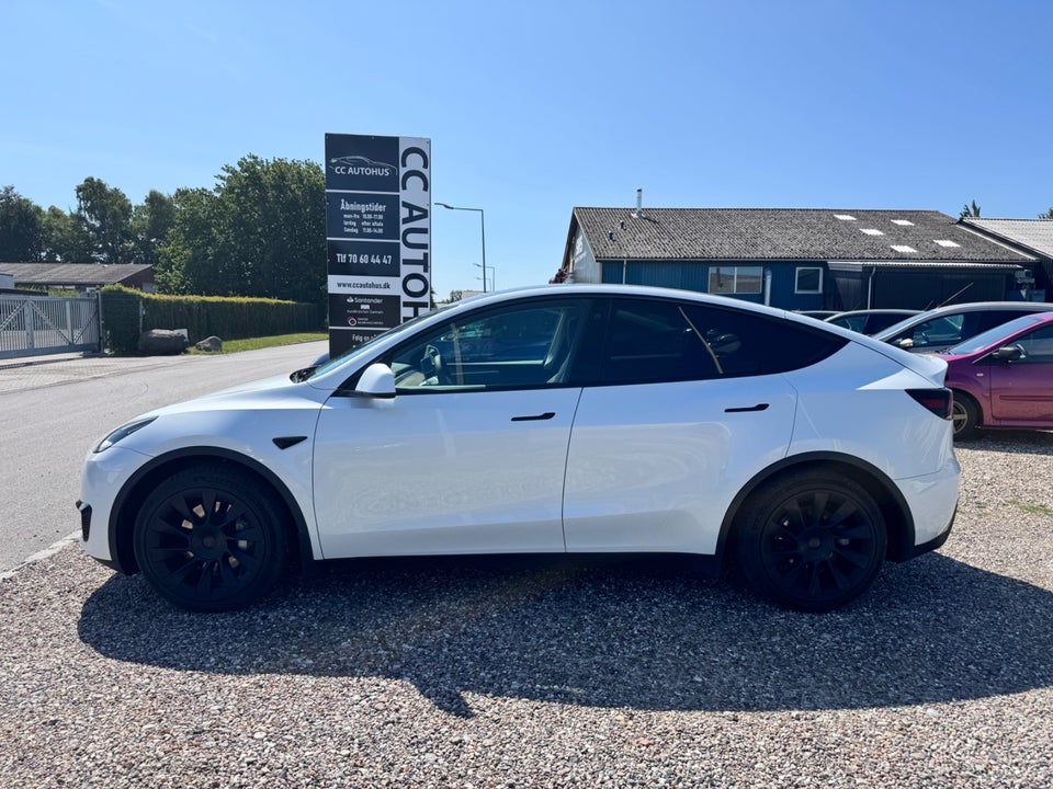 Tesla Model Y RWD 5d