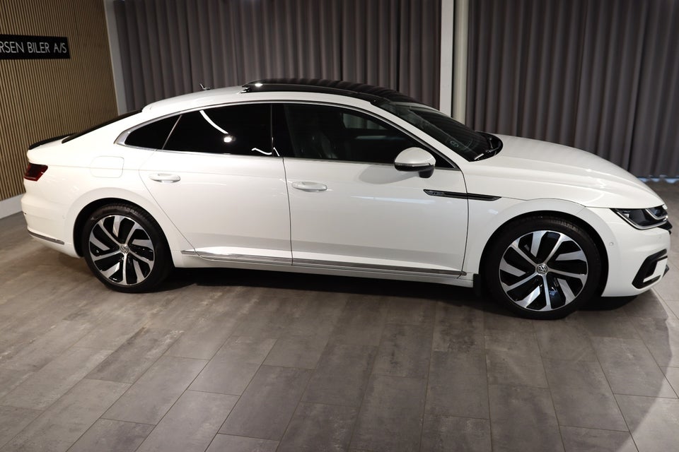 VW Arteon 2,0 TDi 240 R-line DSG 4Motion 4d