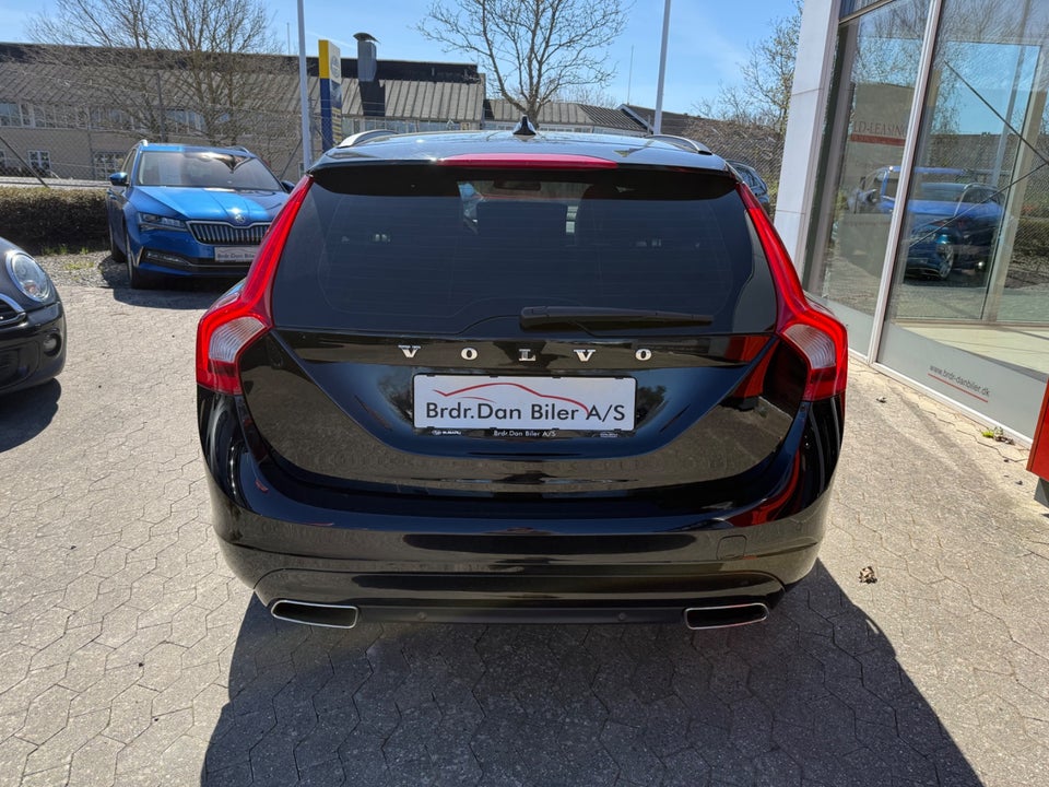 Volvo V60 2,0 D4 190 Momentum aut. 5d