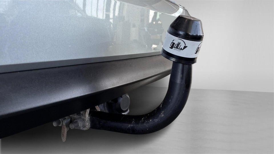 Renault Megane IV 1,3 TCe 140 Techno Sport Tourer EDC 5d