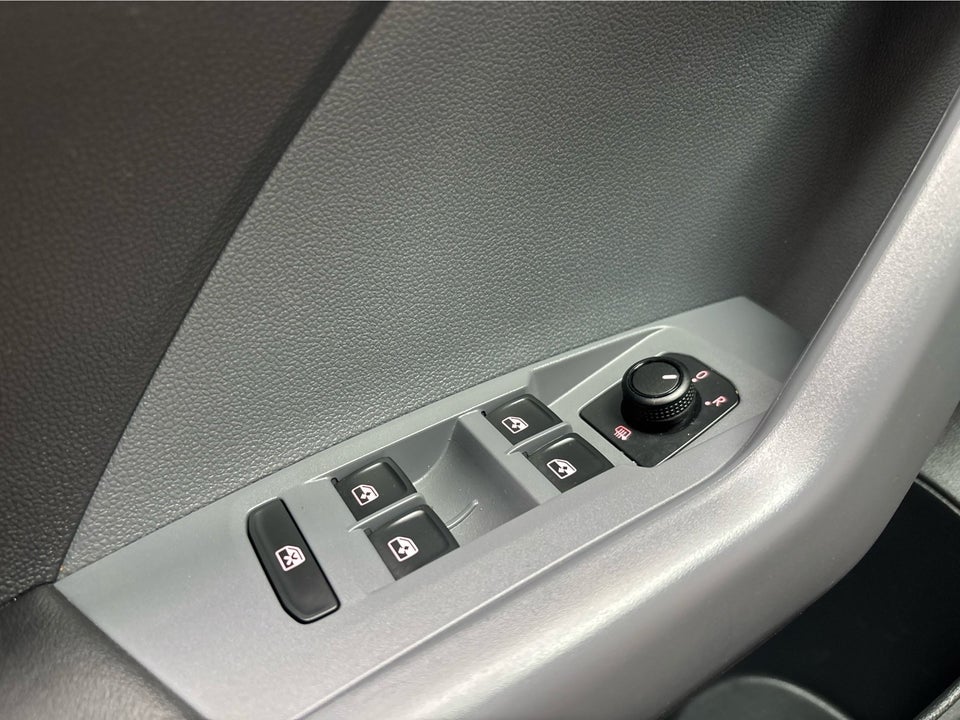 VW T-Cross 1,6 TDi 95 Life DSG 5d