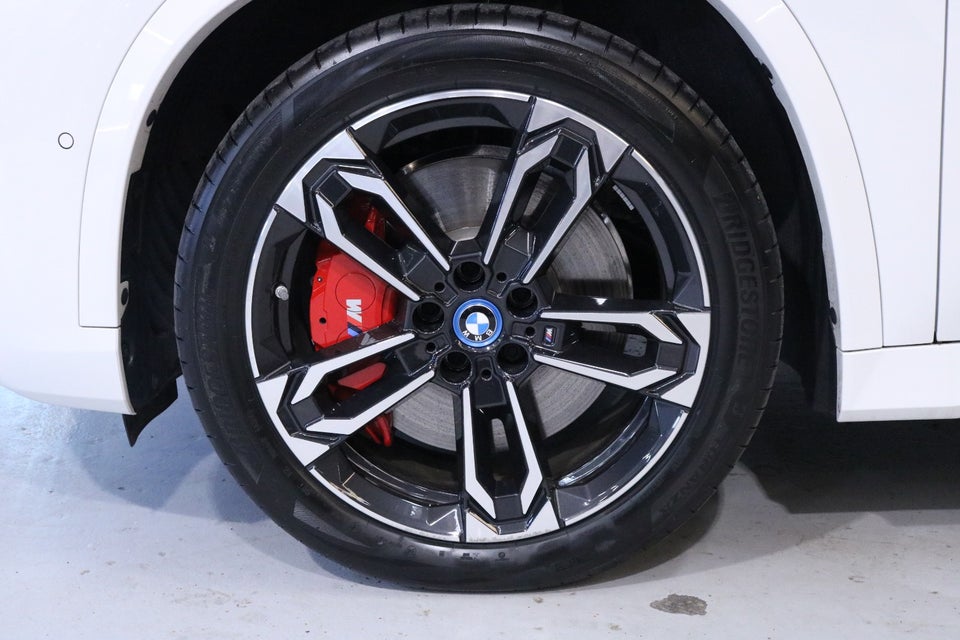 BMW iX1 eDrive20 M-Sport Pro 5d