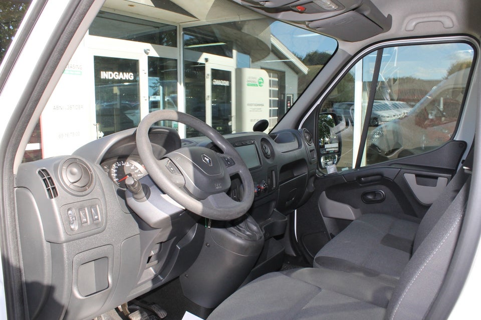 Renault Master III T35 2,3 dCi 170 L3H2 Kassevogn