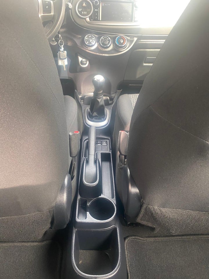 Toyota Yaris 1,0 VVT-i T2 Touch 5d