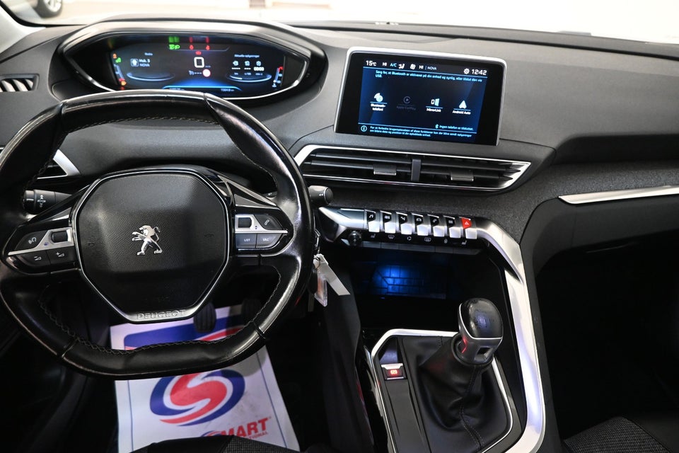 Peugeot 5008 1,2 PureTech 130 Allure 7prs 5d
