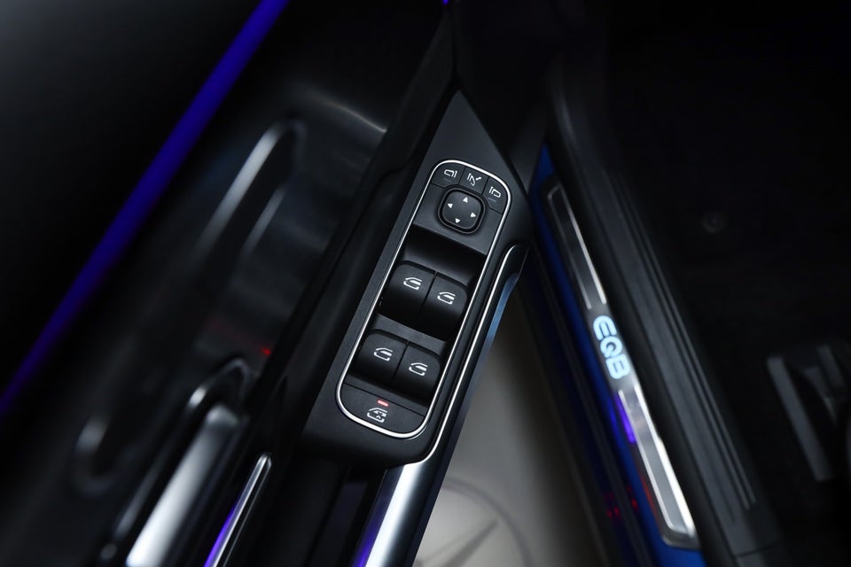 Mercedes EQB250+ AMG Premium 7prs 5d