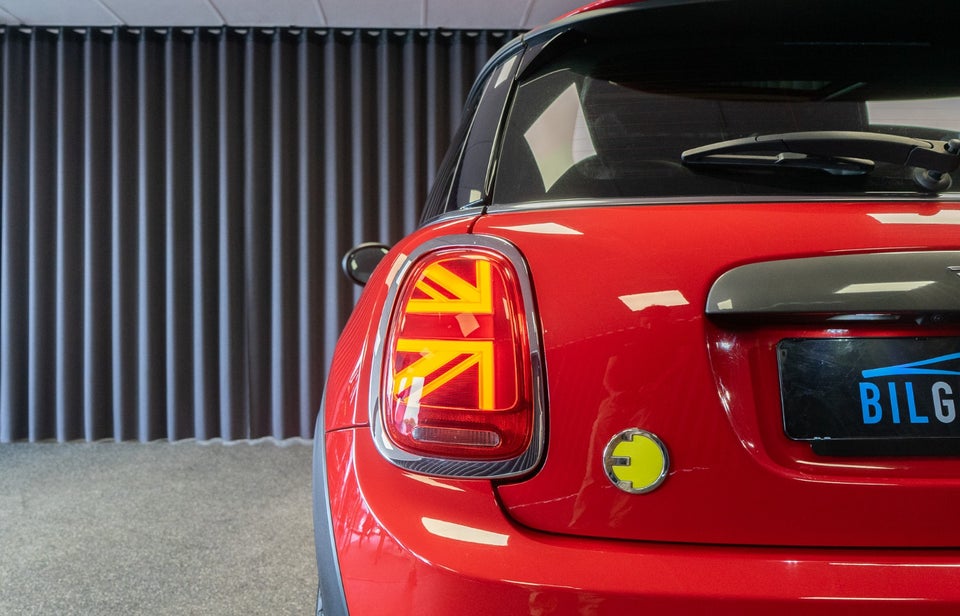 MINI Cooper SE Yours Trim 3d