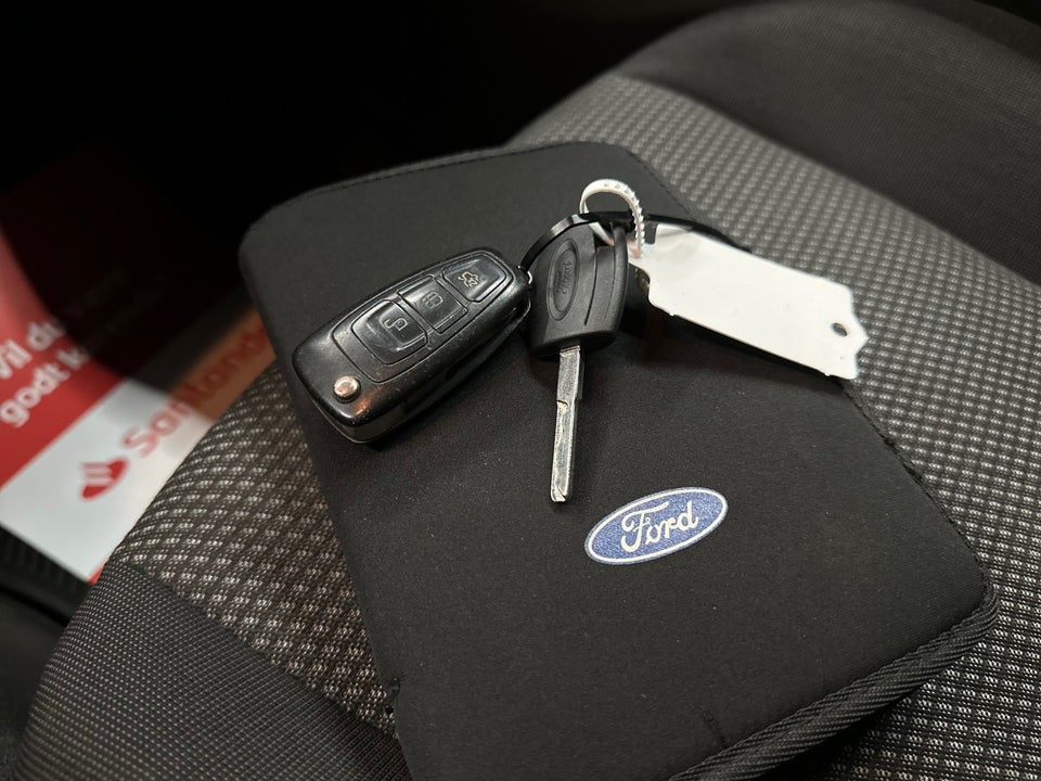 Ford Transit Connect 1,6 TDCi 75 Ambiente kort 5d